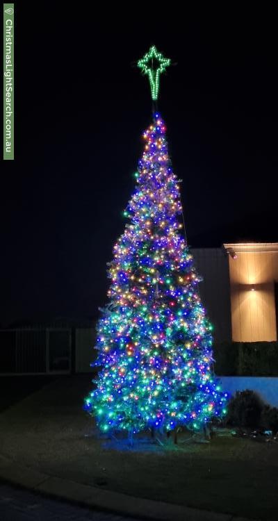Christmas Light display at 27 Baumea Turn, Hammond Park