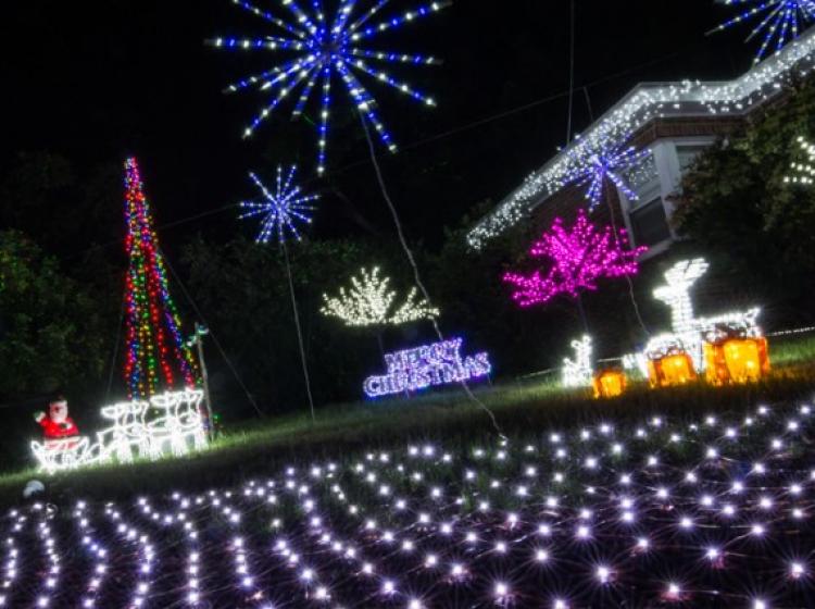 The Boulevard, Ivanhoe - Christmas Lights 2023